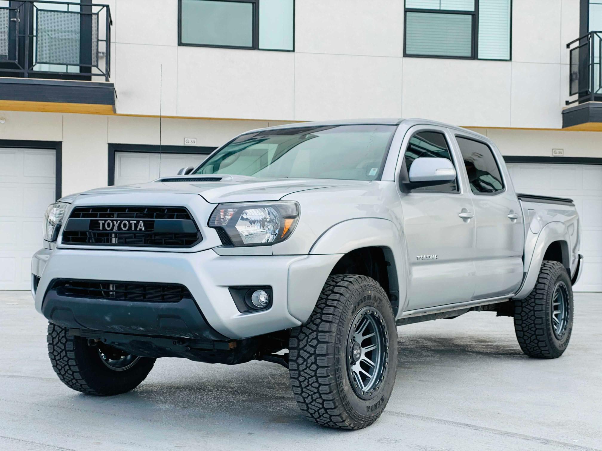 2014 TOYOTA TACOMA DOU 3TMLU4EN1EM149552