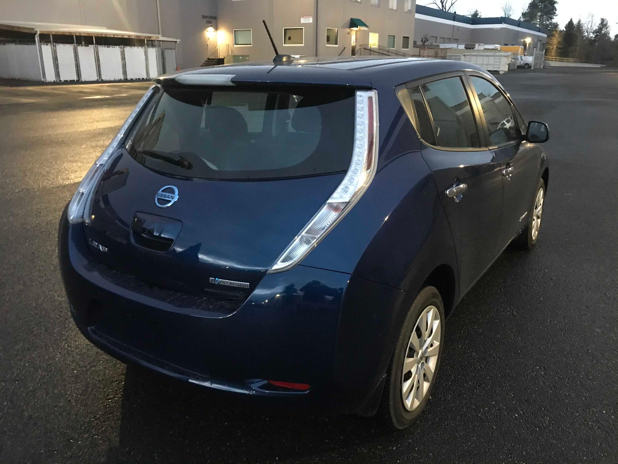 2017 NISSAN LEAF S - 1N4BZ0CP6HC307115