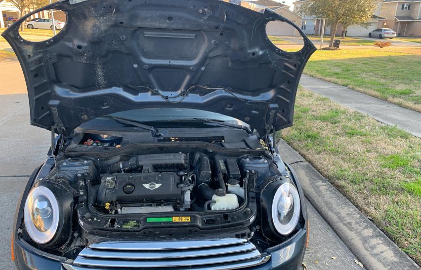 2011 MINI COOPER WMWSU3C58BT096674