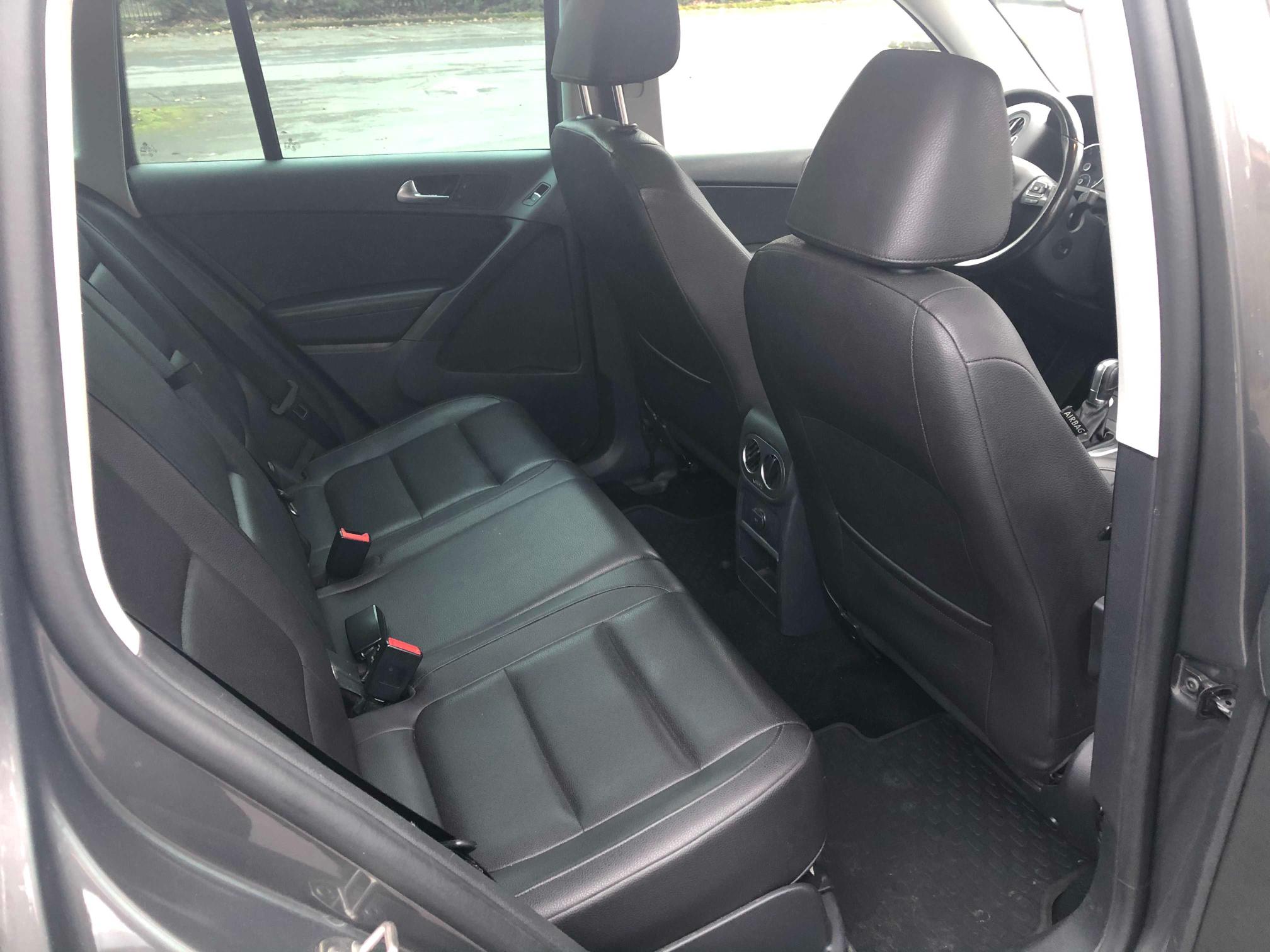 2016 VOLKSWAGEN TIGUAN S - WVGBV7AX2GW616025