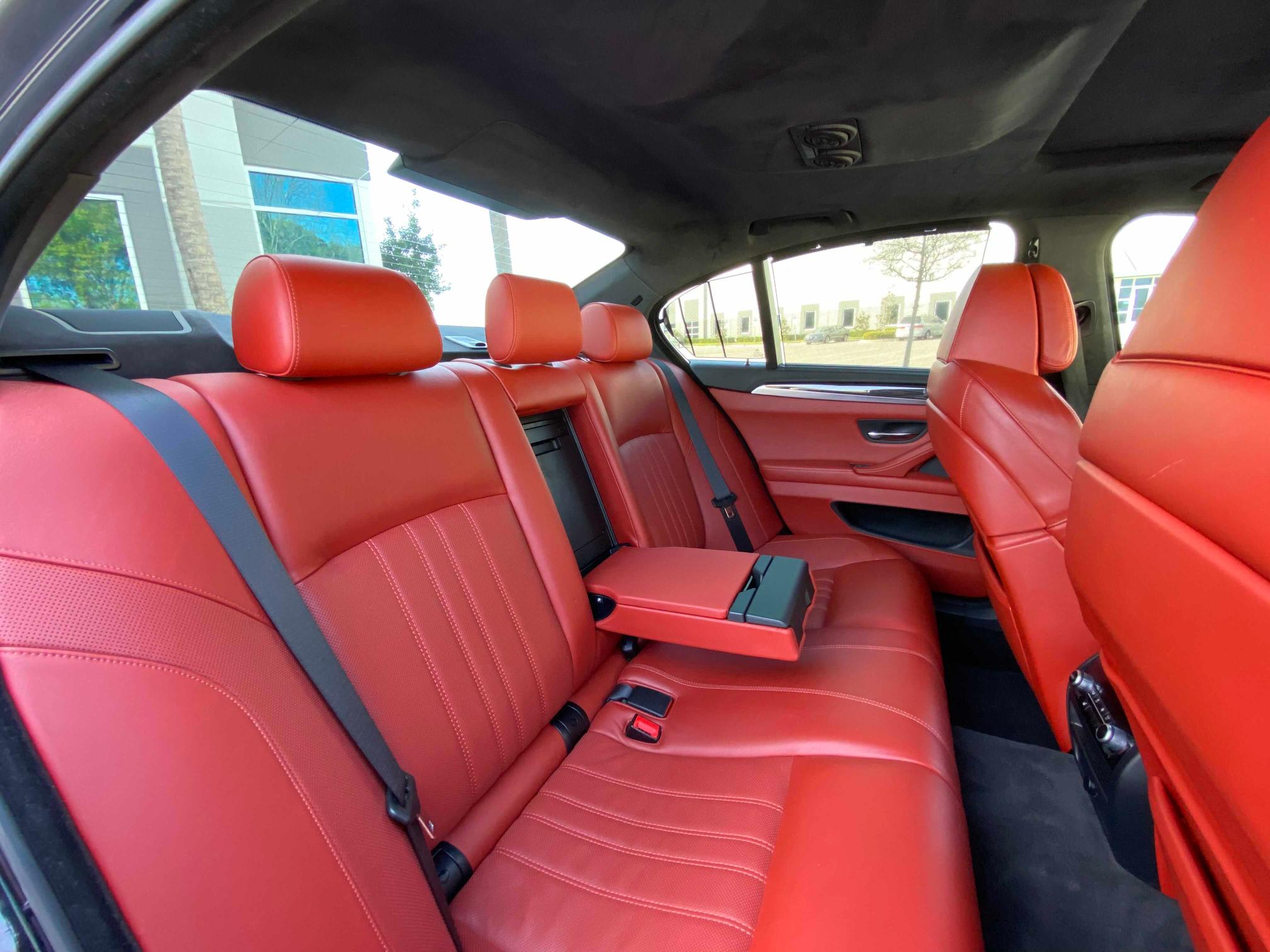 2013 BMW M5 WBSFV9C55DC773843
