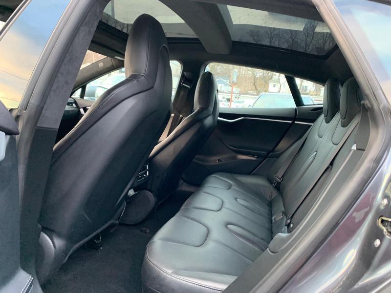 2015 TESLA MODEL S 85 5YJSA1H27FF092719