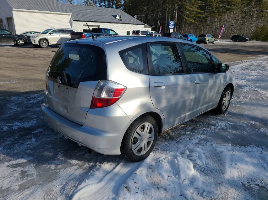 2011 HONDA FIT JHMGE8H30BS009753