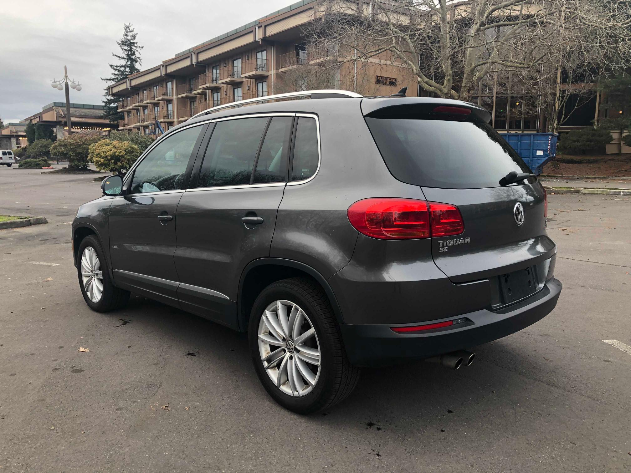 2016 VOLKSWAGEN TIGUAN S - WVGBV7AX2GW616025