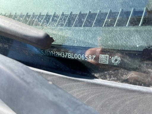 2011 HONDA ELEMENT LX 5J6YH2H37BL006587