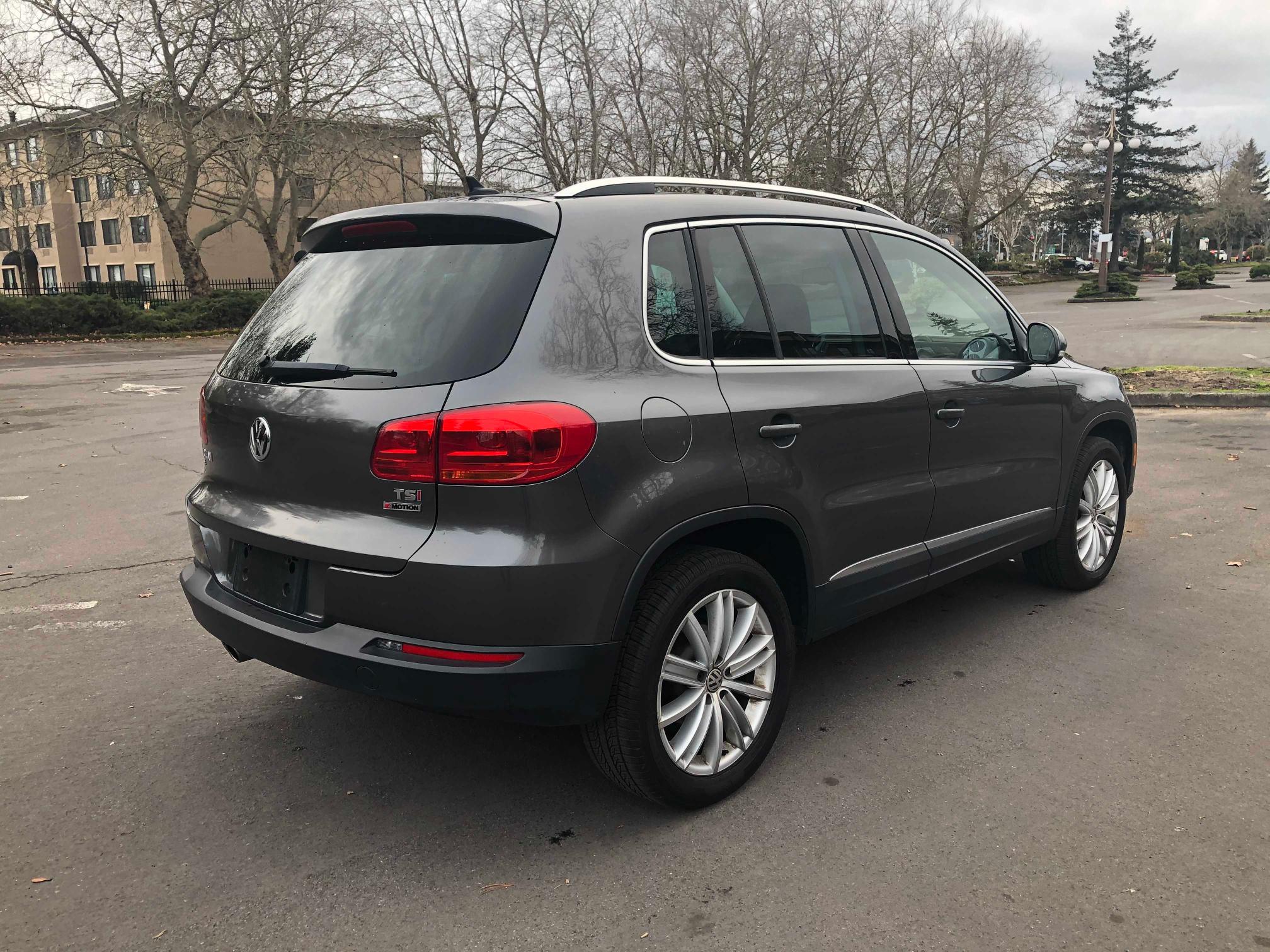 2016 VOLKSWAGEN TIGUAN S - WVGBV7AX2GW616025