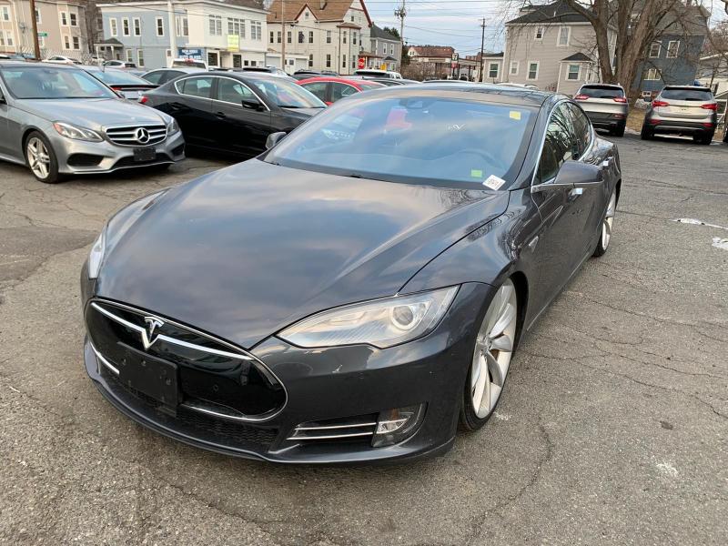 2015 TESLA MODEL S 85 5YJSA1H27FF092719
