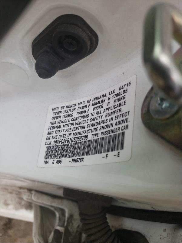 2016 HONDA CIVIC LX 19XFC2F67GE053708