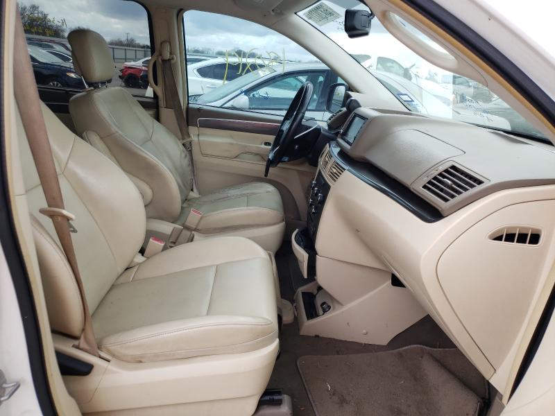 2010 VOLKSWAGEN ROUTAN SE 2V4RW3D18AR296411