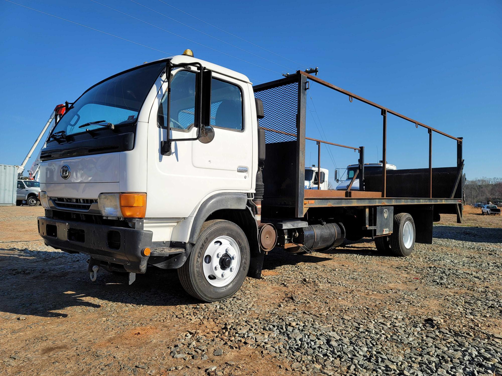 NISSAN DIESEL UD1800 CS 1999, JNAMCU2H5XGG50047 — Auto Auction Spot