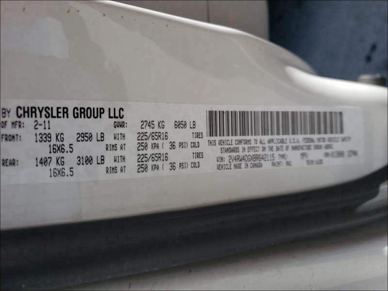 2011 VOLKSWAGEN ROUTAN S 2V4RW4DGXBR642115