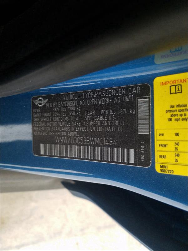 2011 MINI COOPER COU WMWZB3C53BWM01484