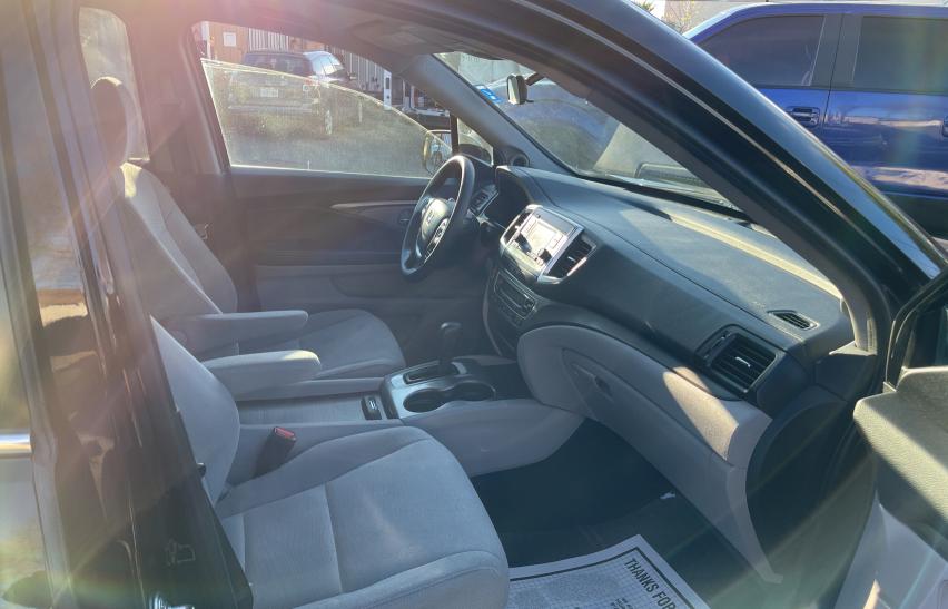 2016 HONDA PILOT LX 5FNYF5H17GB017420
