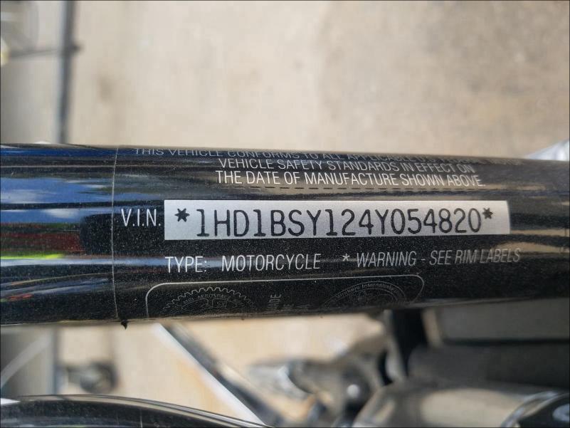 2004 HARLEY-DAVIDSON FXSTD 1HD1BSY124Y054820