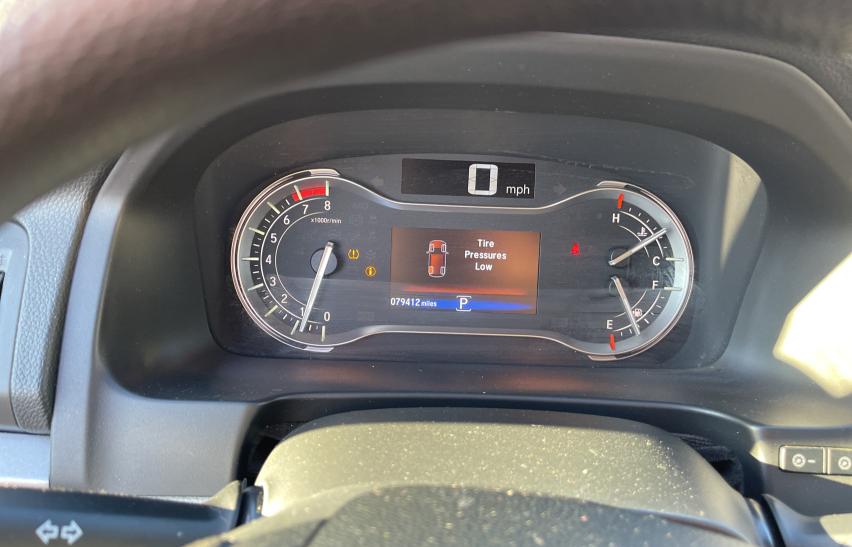 2016 HONDA PILOT LX 5FNYF5H17GB017420