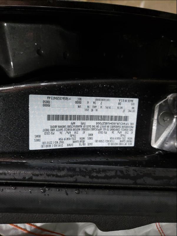 2017 FORD ESCAPE TIT 1FMCU9J93HUB27005