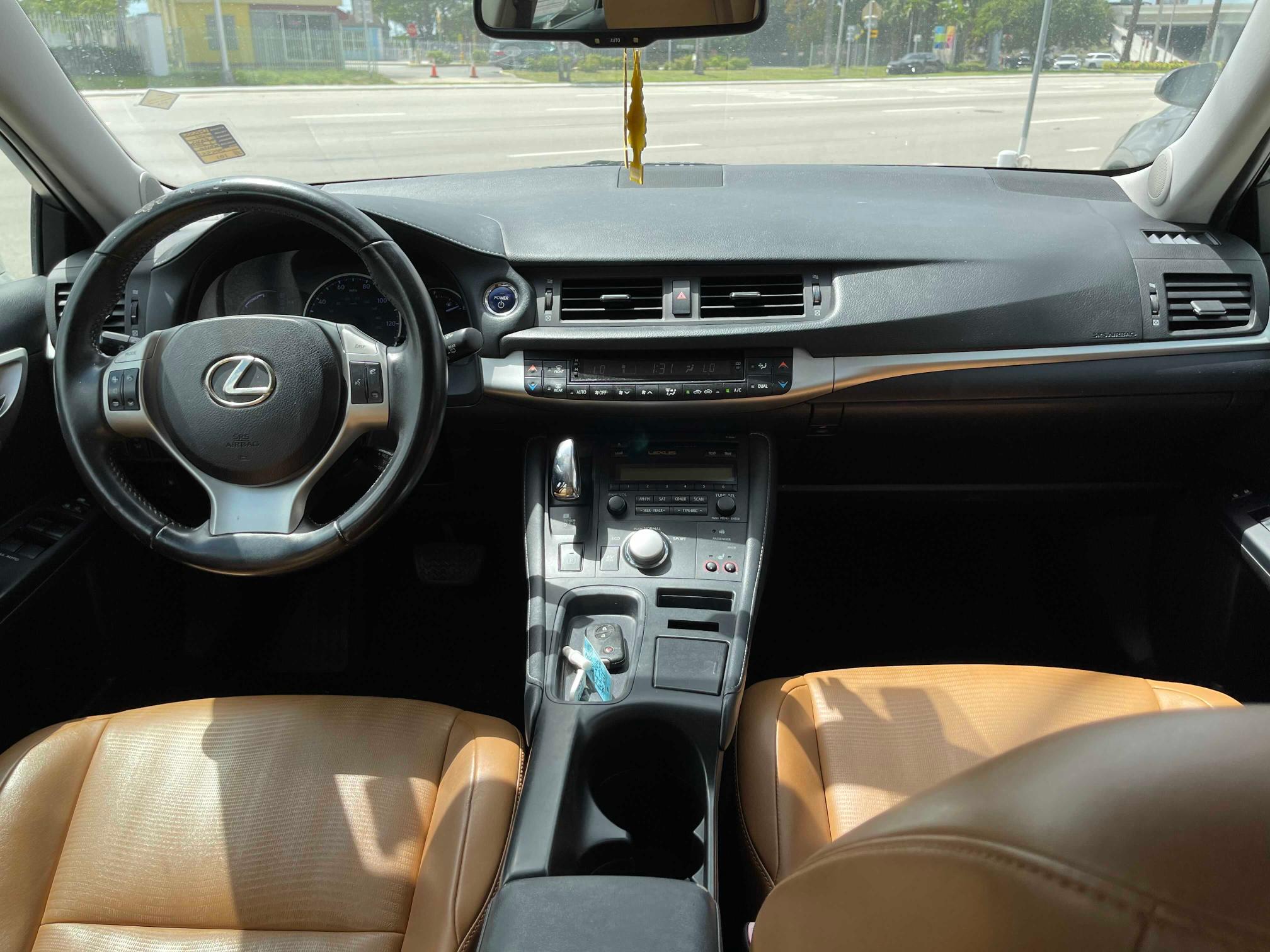 2011 LEXUS CT 200 JTHKD5BH3B2045551