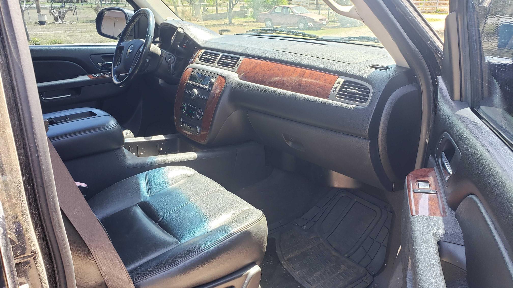 2011 CHEVROLET AVALANCHE 3GNTKFE39BG355414
