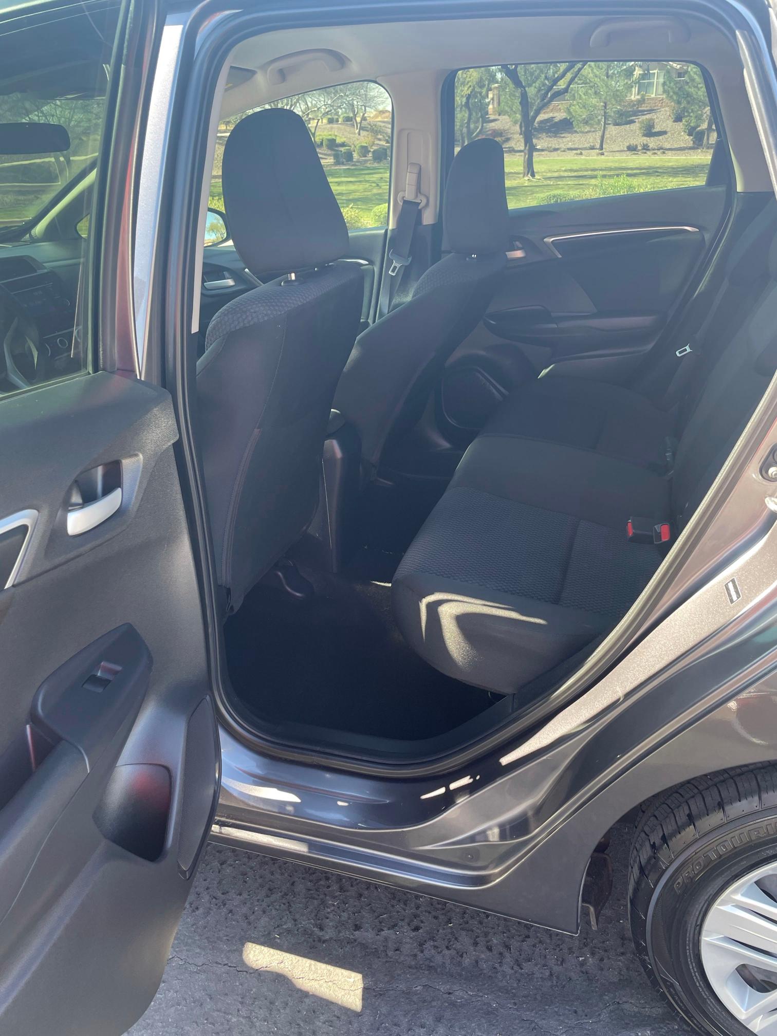 2018 HONDA FIT LX 3HGGK5H42JM727010