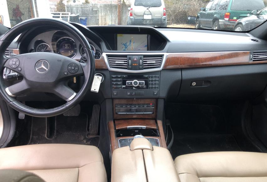 2012 MERCEDES-BENZ E 350 BLUE WDDHF2EB6CA529190