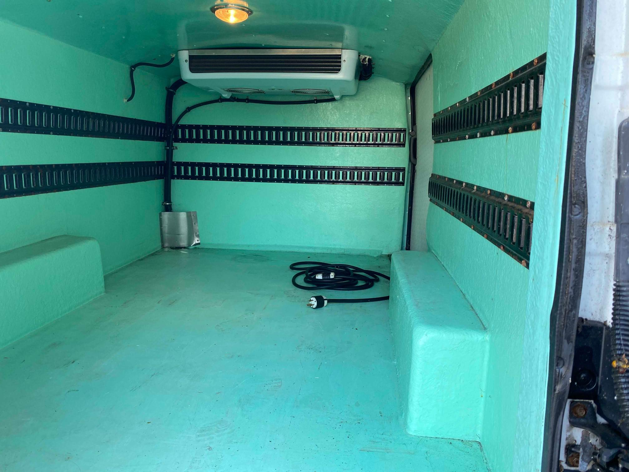 2013 NISSAN NV 2500 1N6AF0KY7DN105159