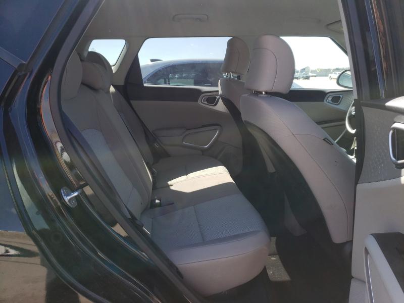 2020 KIA SOUL LX KNDJ23AU6L7067585