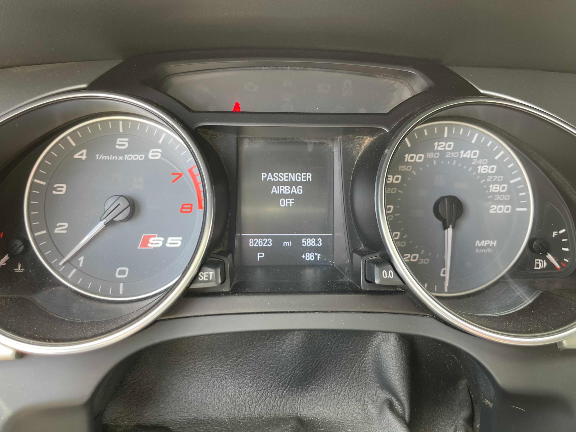 2010 AUDI S5 PRESTIG WAUVGAFHXAN019192