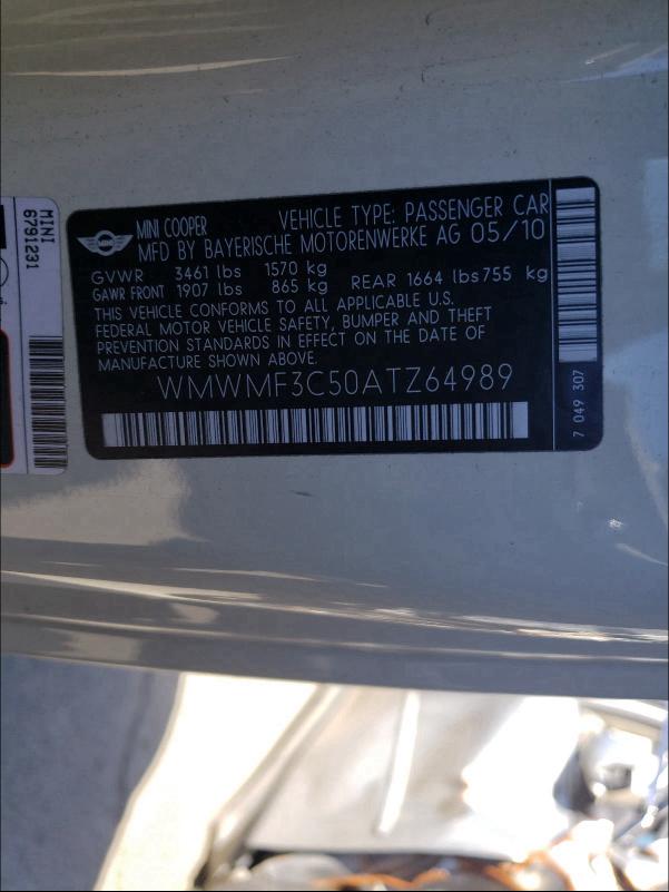 2010 MINI COOPER CLU WMWMF3C50ATZ64989