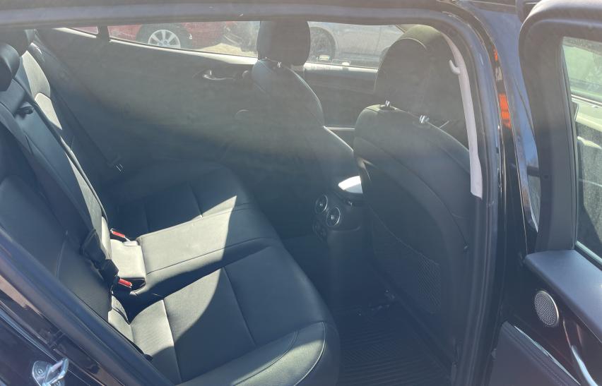 2018 KIA STINGER PR KNAE25LA9J6010751