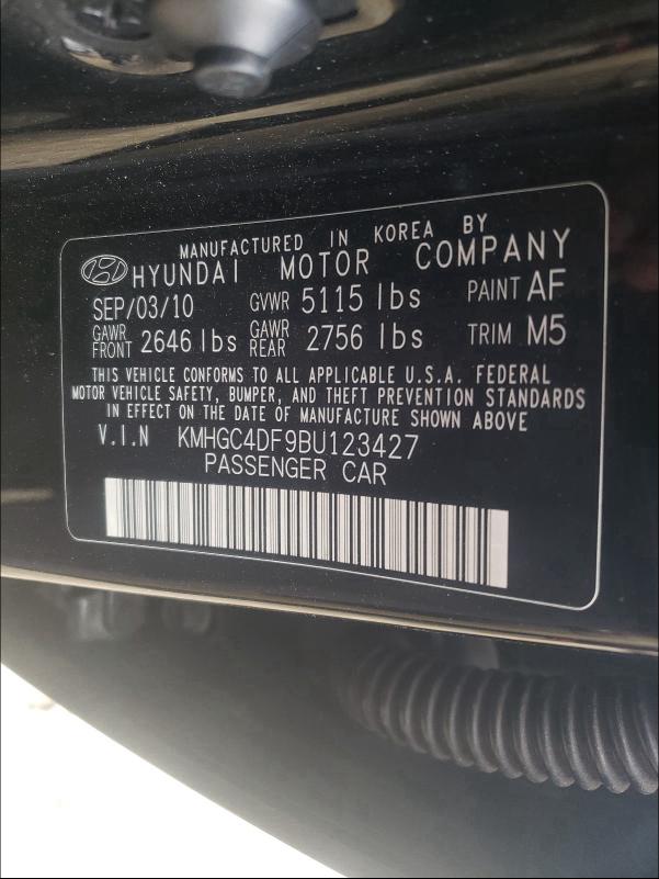 2011 HYUNDAI GENESIS 4. KMHGC4DF9BU123427