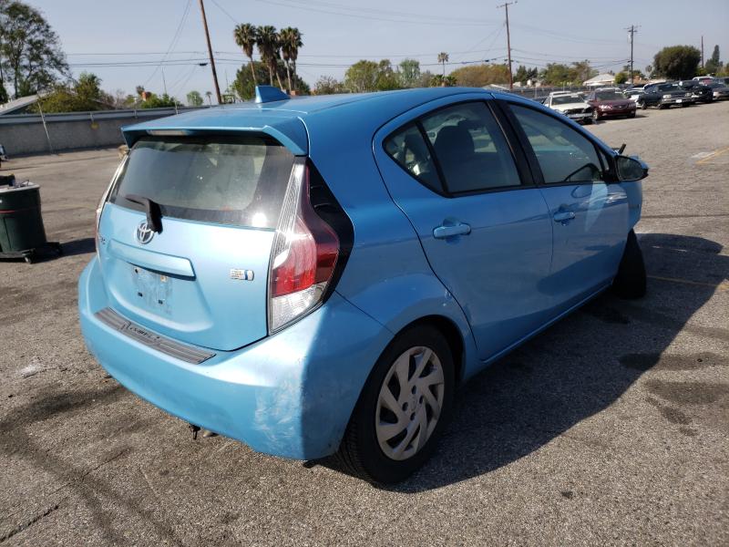 Toyota Prius c 2015