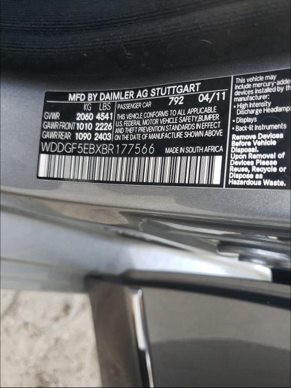 2011 MERCEDES-BENZ C 300 WDDGF5EBXBR177566