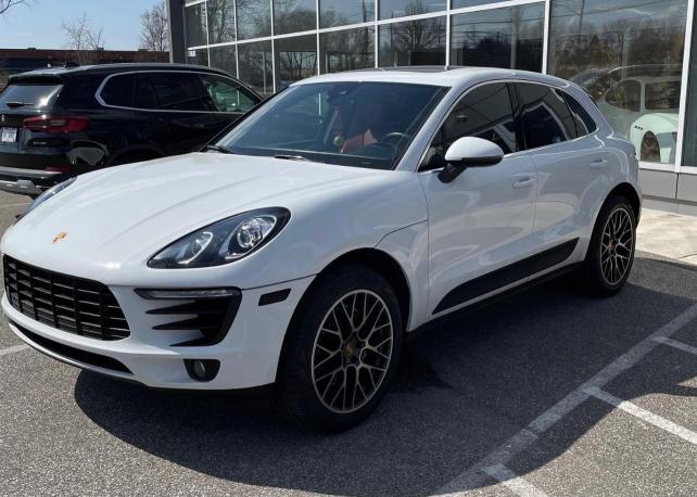 2018 PORSCHE MACAN S WP1AB2A51JLB34342