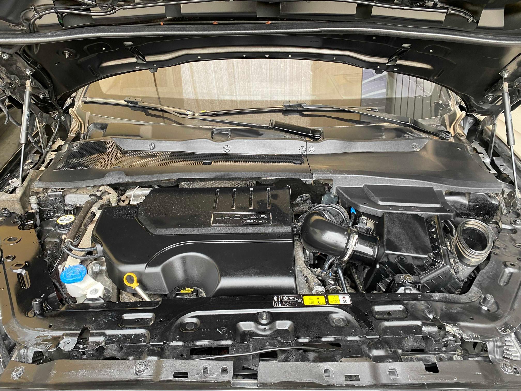 2018 JAGUAR E-PACE FIR SADFL2FX5J1Z04086
