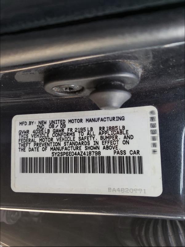 2010 PONTIAC VIBE 5Y2SP6E04AZ418798