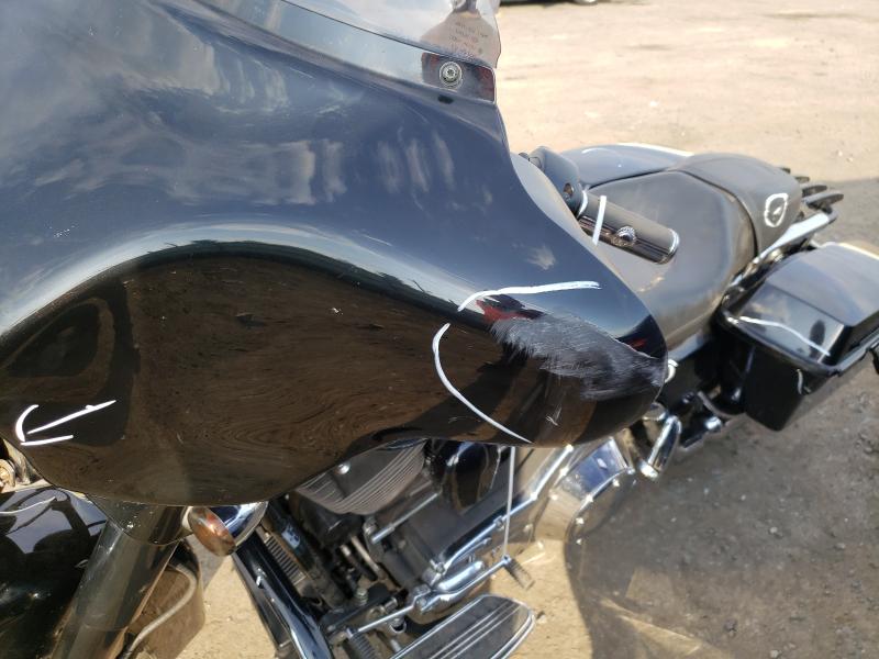 2006 HARLEY-DAVIDSON FLHXI 1HD1KBW126Y635174