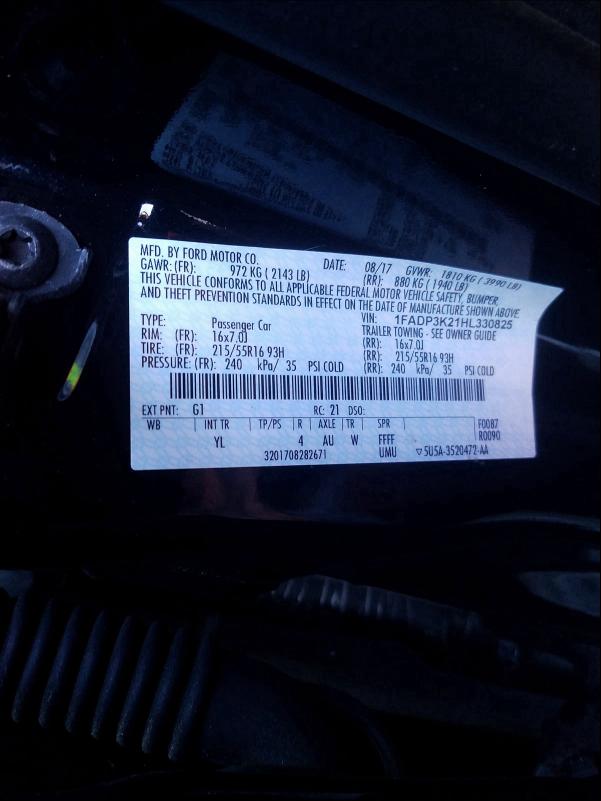 2017 FORD FOCUS SE 1FADP3K21HL330825