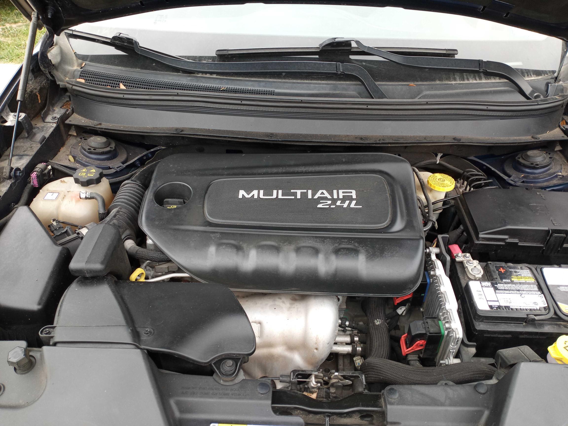 2014 JEEP CHEROKEE S 1C4PJMAB4EW233323