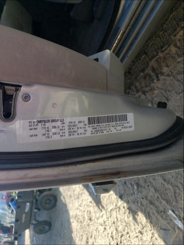 2010 CHRYSLER TOWN & COU 2A4RR6DX9AR137477