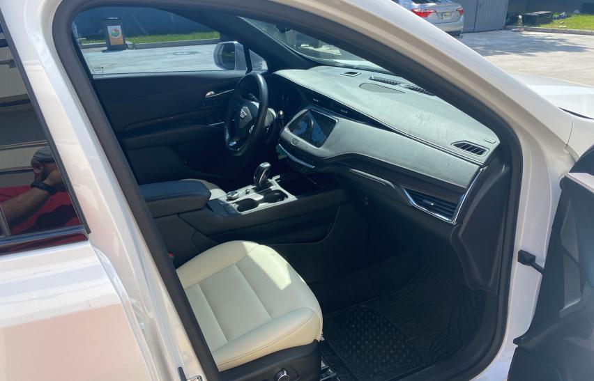 2019 CADILLAC XT4 SPORT 1GYFZFR4XKF158879