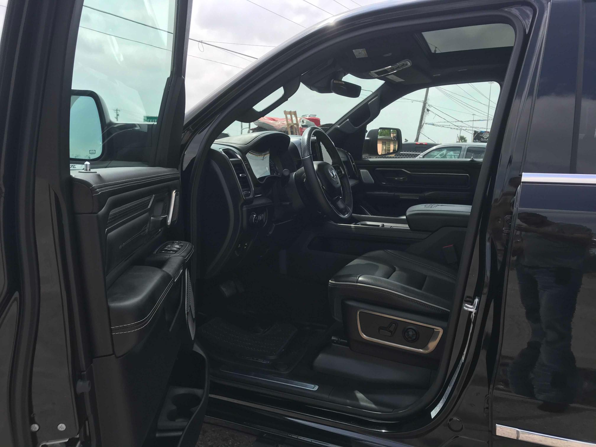 2019 RAM 1500 LIMIT 1C6SRFHT0KN632039