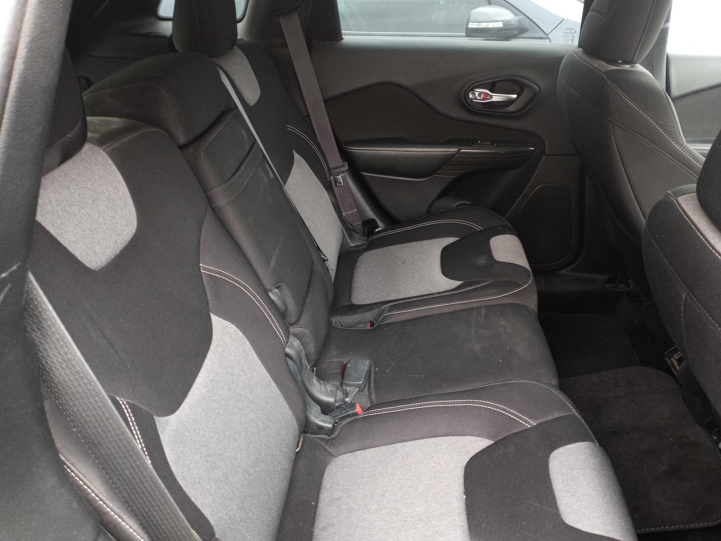2014 JEEP CHEROKEE S 1C4PJMAB4EW233323