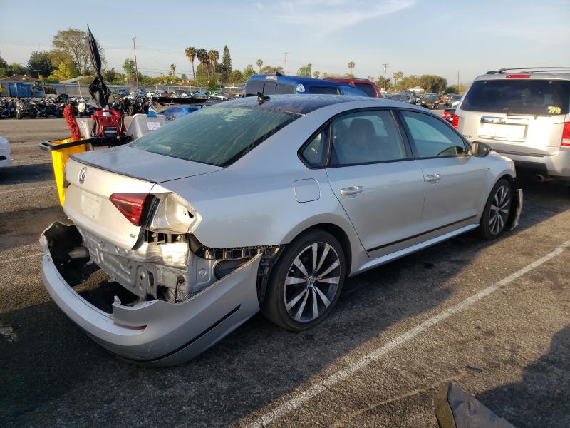 2018 VOLKSWAGEN PASSAT 1VWJM7A33JC049846