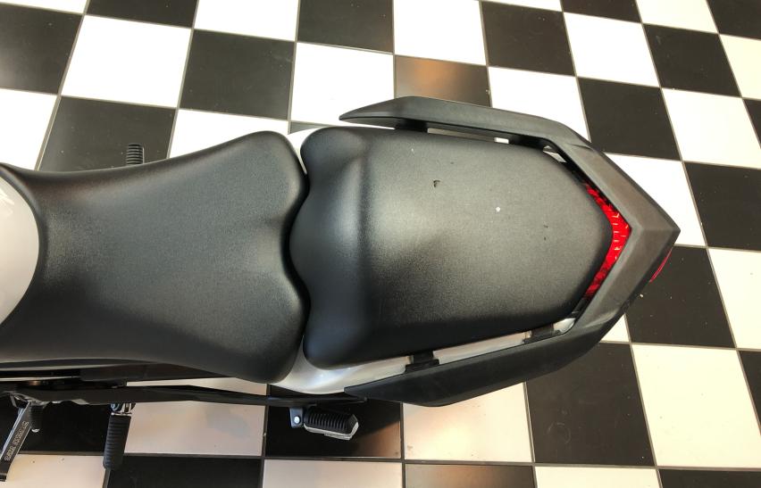 2009 YAMAHA FZ6 R JYARJ18Y19A000550