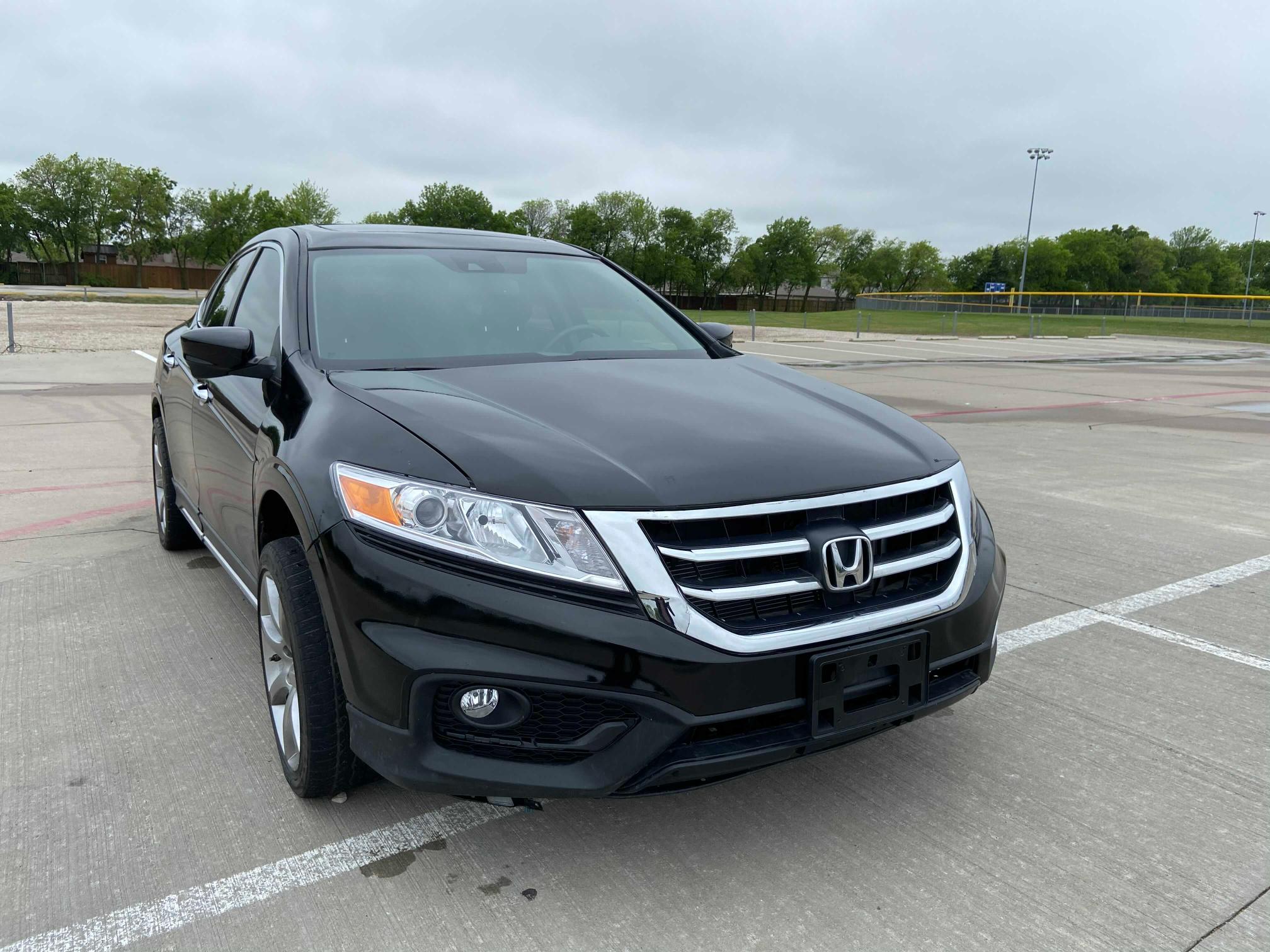 Honda Crosstour черная