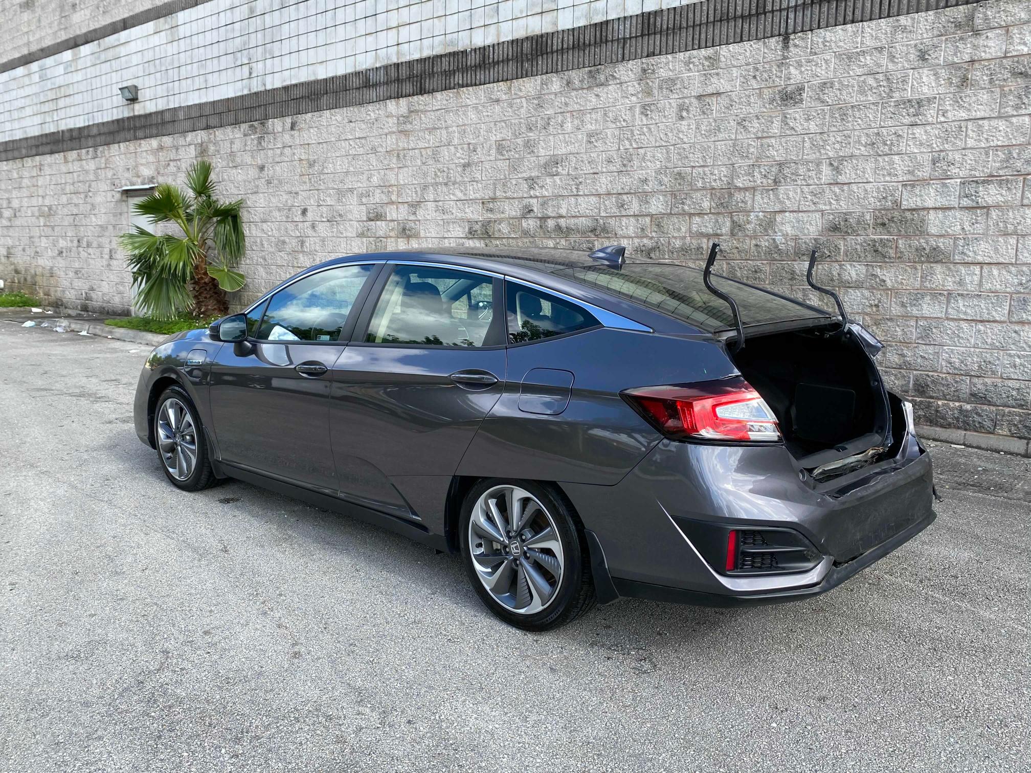 2018 HONDA CLARITY TO JHMZC5F36JC009605