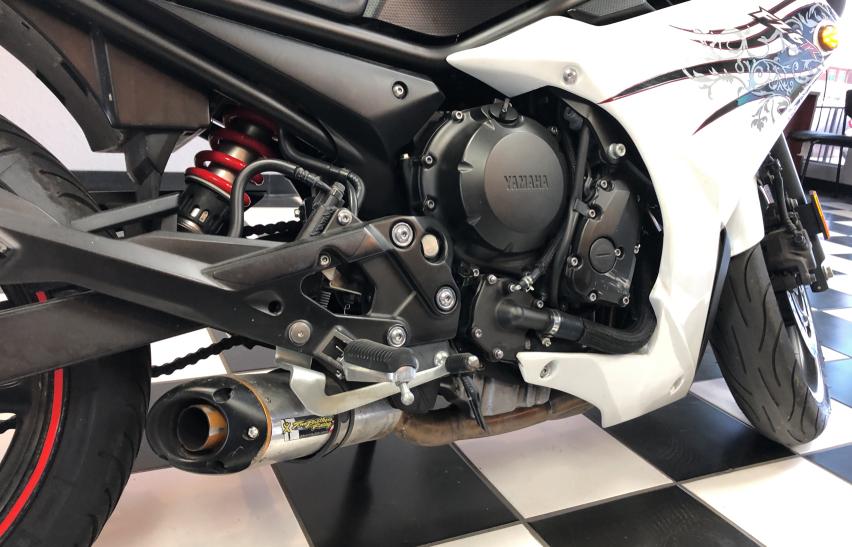 2009 YAMAHA FZ6 R JYARJ18Y19A000550