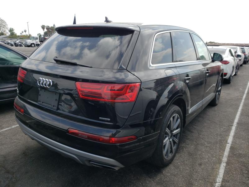 VIN WA1LHAF77JD029354 2018 Audi Q7, Premium Plus no.4