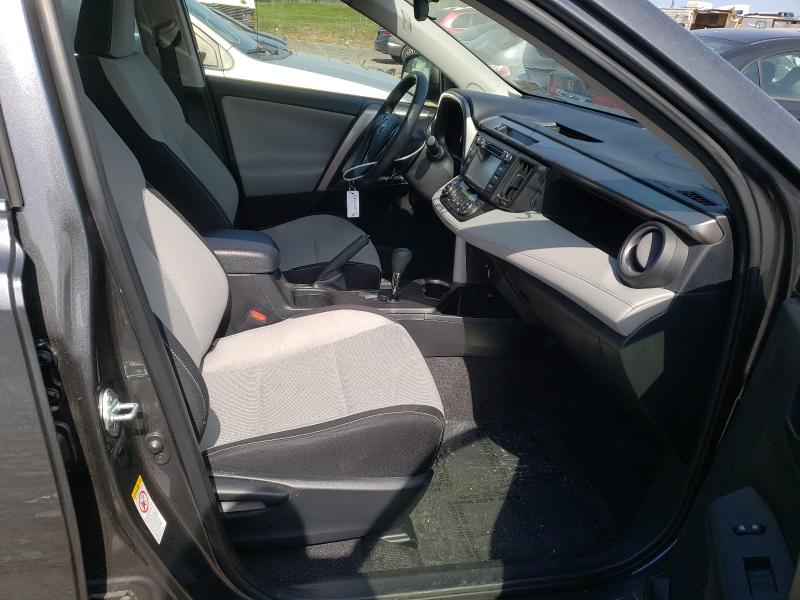 2018 TOYOTA RAV4 HV LE JTMRJREVXJD215425