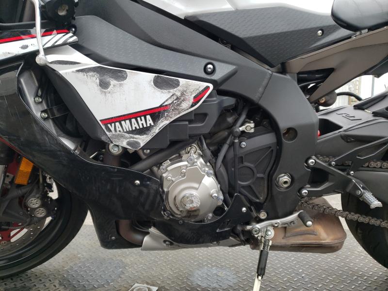 2016 YAMAHA YZFR1S C JYARN42Y3GA000433